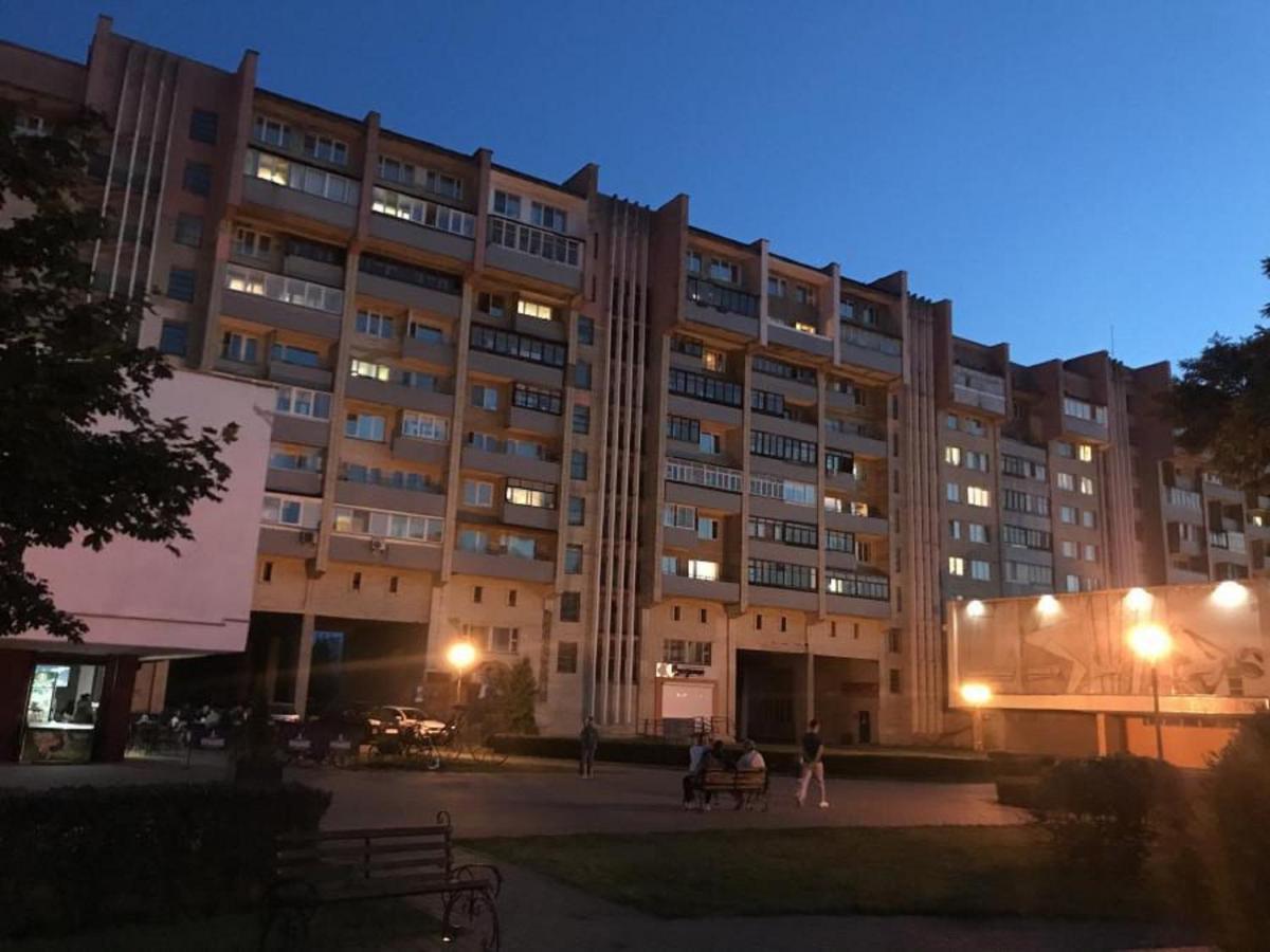 Paulmarie Apartments On Gor'Kogo 41 博布鲁伊斯克 外观 照片